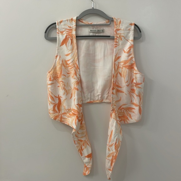 Abercrombie linen blend front tie crop top - Picture 6 of 8